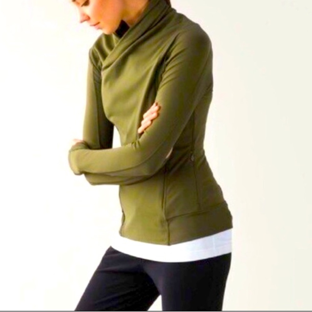 Lululemon Bahakti Yoga Fatigue Green Jacket Size 12